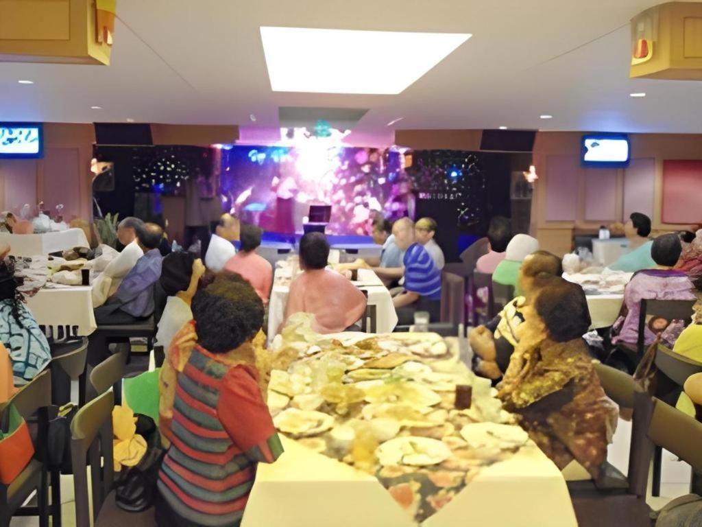 Ubon Hotel Ubon Ratchathani Exteriér fotografie