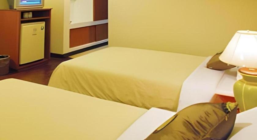 Ubon Hotel Ubon Ratchathani Exteriér fotografie