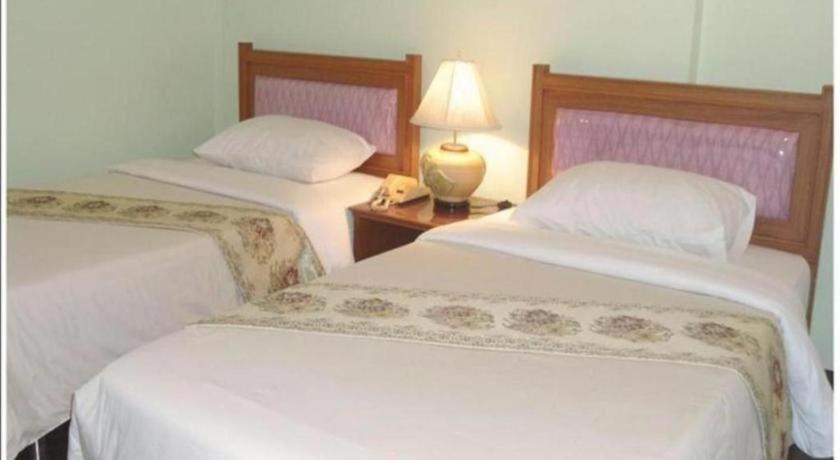 Ubon Hotel Ubon Ratchathani Exteriér fotografie
